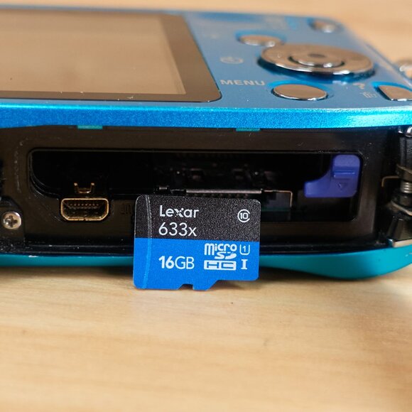 Sony Cyber-shot DSC-TF1 16.1MP Digital Camera, 4x Optical Zoom - Picture 11 of 11